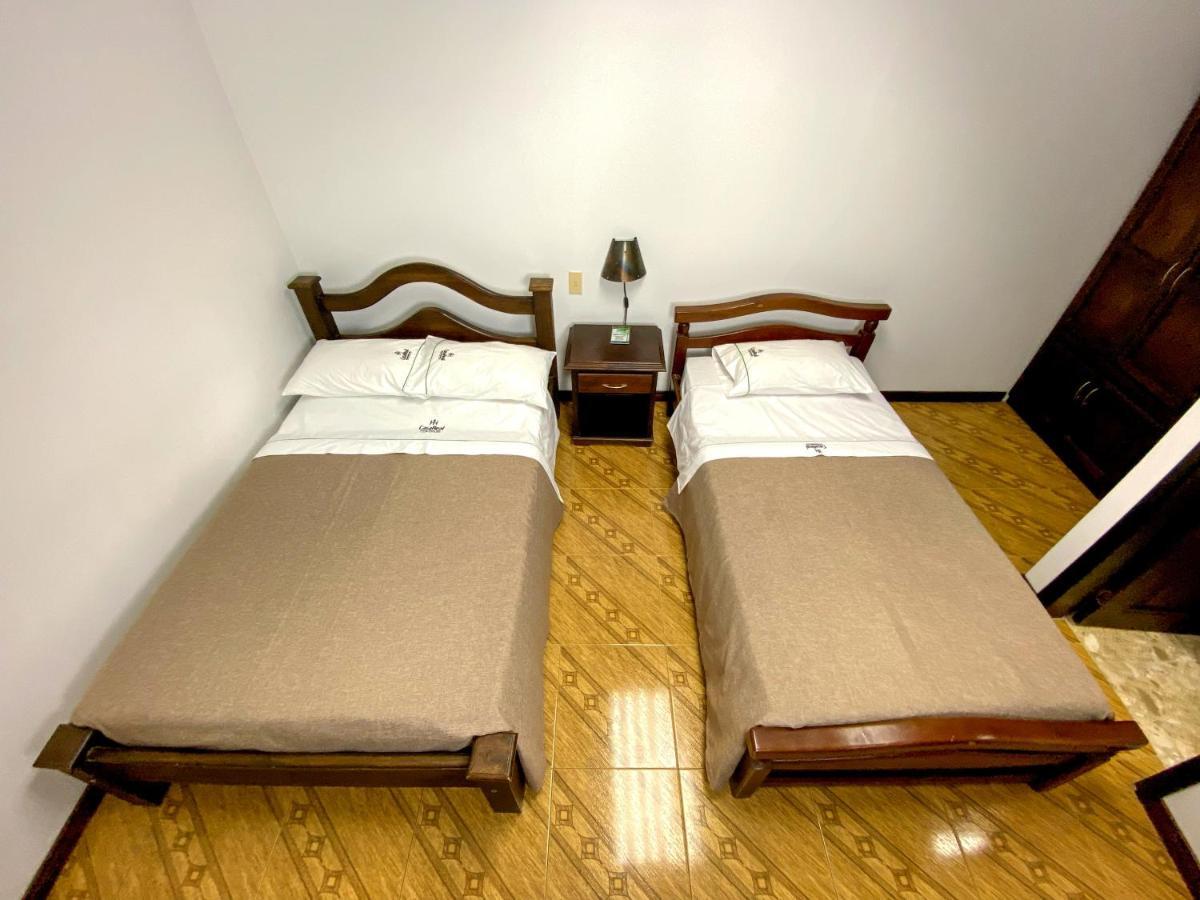 Hospedaje Casa Real Саламина Экстерьер фото
